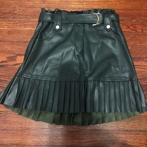 Zara Green Faux Leather Mini Skirt Size Small